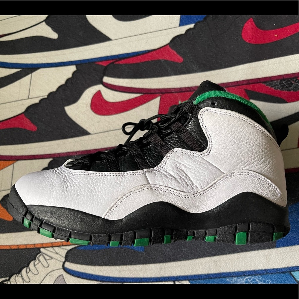AIR JORDAN 10 RETRO size 6.5Y